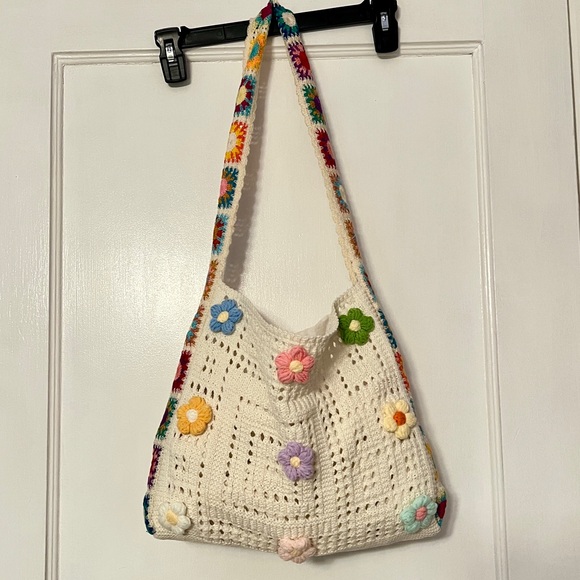 Retro Crochet Granny Square Floral Bag - Picture 6 of 9